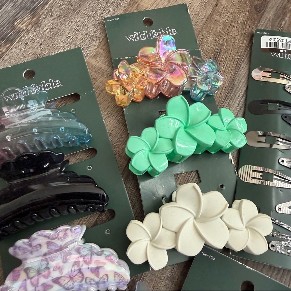 Lot of Wild Fable Claw Clip Banana Clip Flower Butterfly Clip Clips - Picture 4 of 5